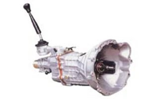 Caja Velocidad Isuzu 4x2 TFR 4JA1 2.5 Con Palanca Con Cubre